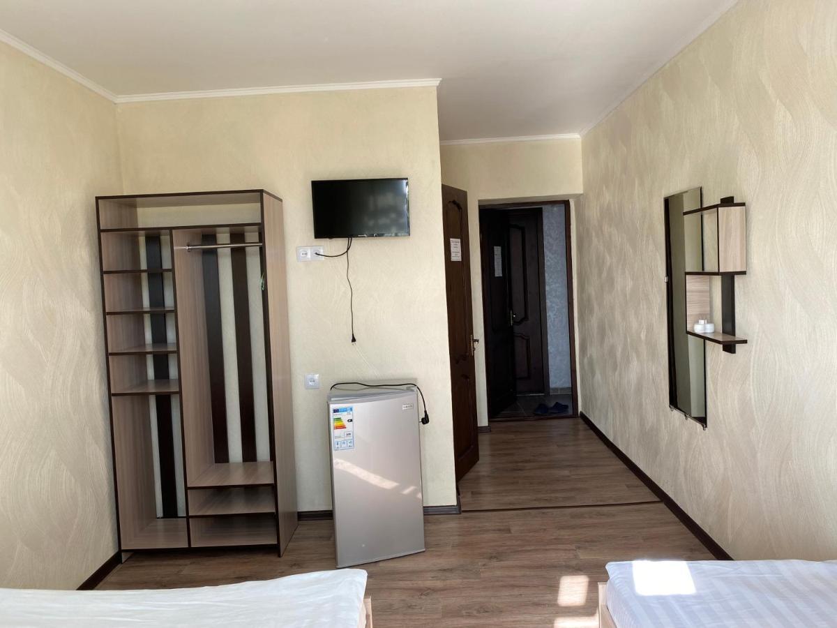 בוסטרי Eram Garden Hotel מראה חיצוני תמונה