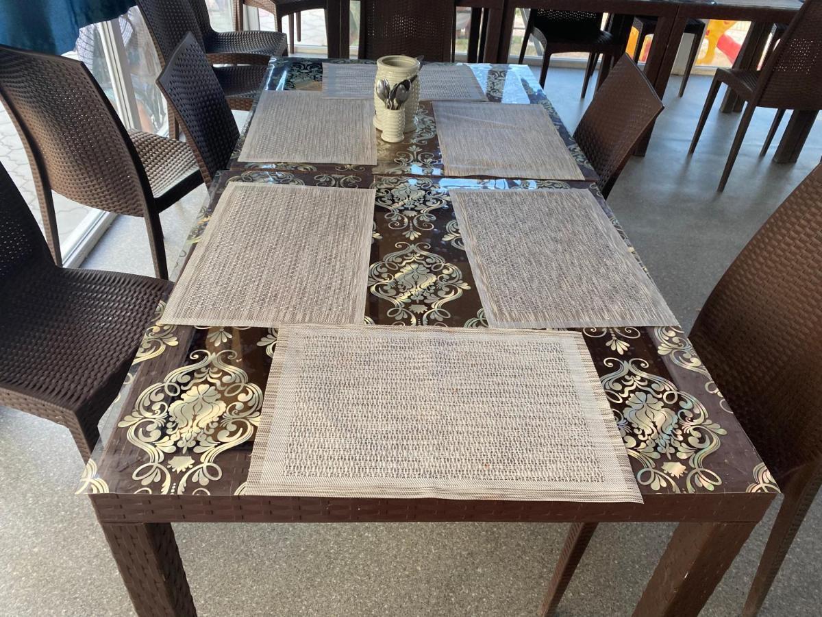 בוסטרי Eram Garden Hotel מראה חיצוני תמונה