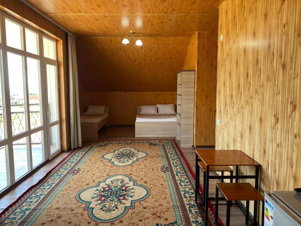 בוסטרי Eram Garden Hotel מראה חיצוני תמונה